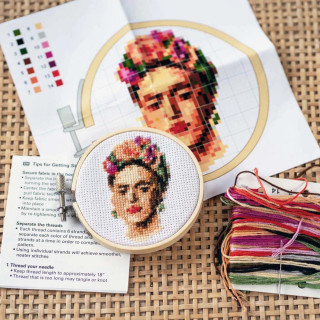 KOMPLET ZA VEZENJE FRIDA 