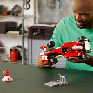 LEGO FERRARI F 2004  I Michael Schumacher 18+ 