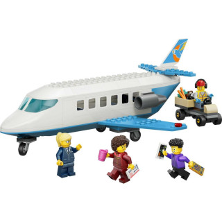 PUTNIČKI AVION 