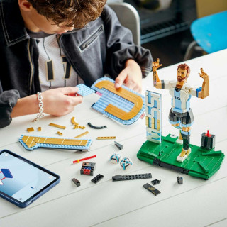 LEGO LIONEL MESSI-FUDBALSKA LEGENDA 