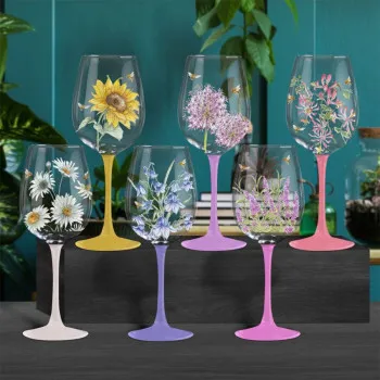 ČAŠA ZA VINO BEE TANICAL SORTO LP72663 