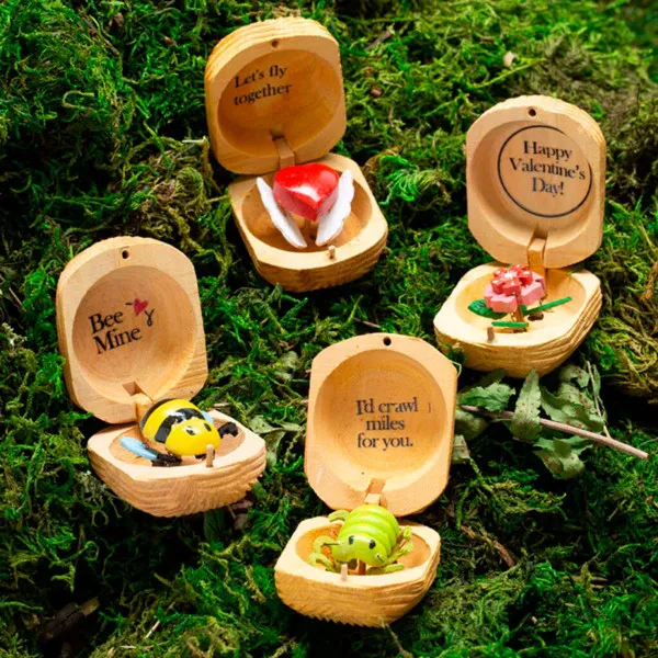 FIGURE LOVE BUGS GG286-A 