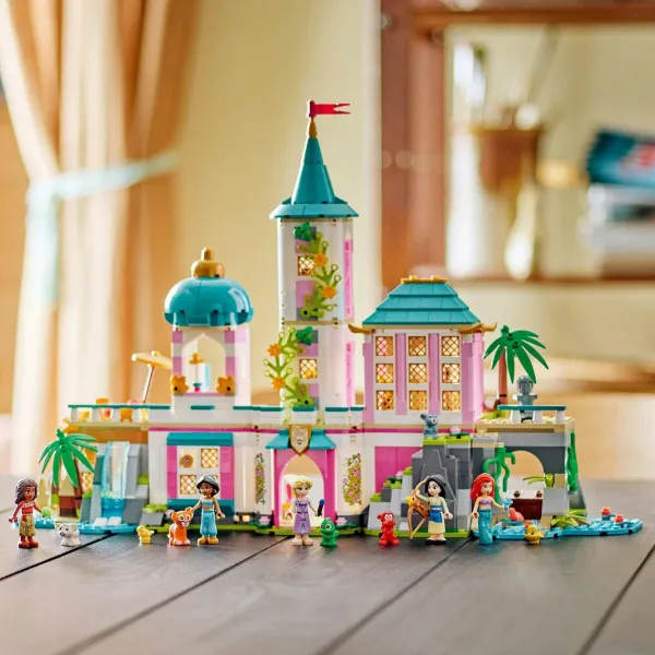 LEGO DISNEY PRINCESS PRINCEZIN DVORAC I KUĆNI LJUBIMCI 6+ 
