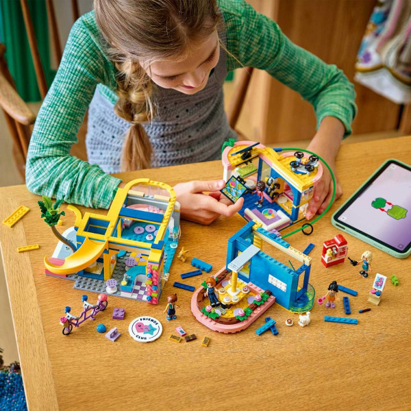 LEGO HEARTLAKE CITY KUĆA PRIJATELJA 