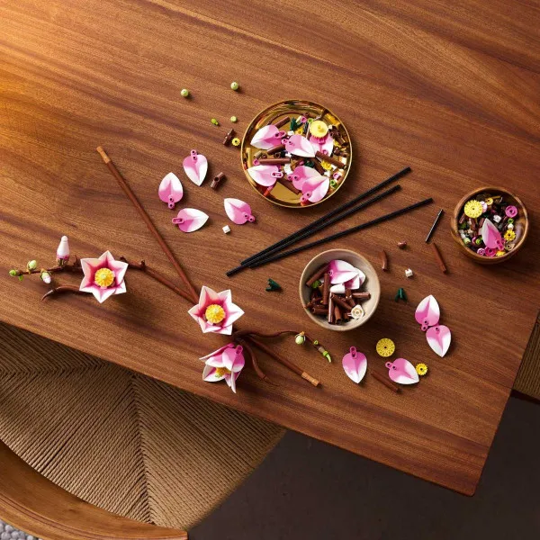 LEGO GRANE MAGNOLIJE 18+ 