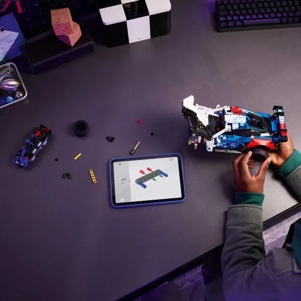 LEGO BMW M4 GT3 EVO 11+ 