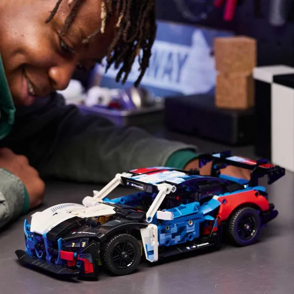 LEGO BMW M4 GT3 EVO 11+ 