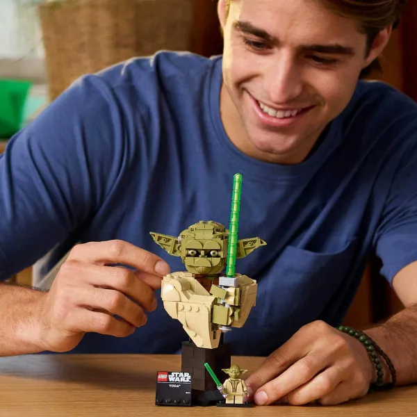 LEGO YODINA BISTA 