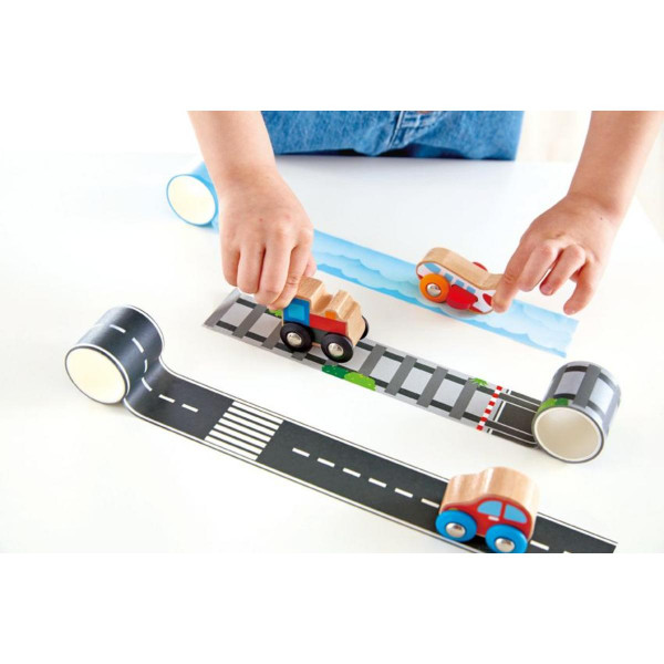Hape drveni auto sa stazom naljepnica H0463 