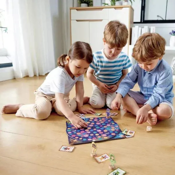 Hape društvena igra Planetary Pursuit H1106 