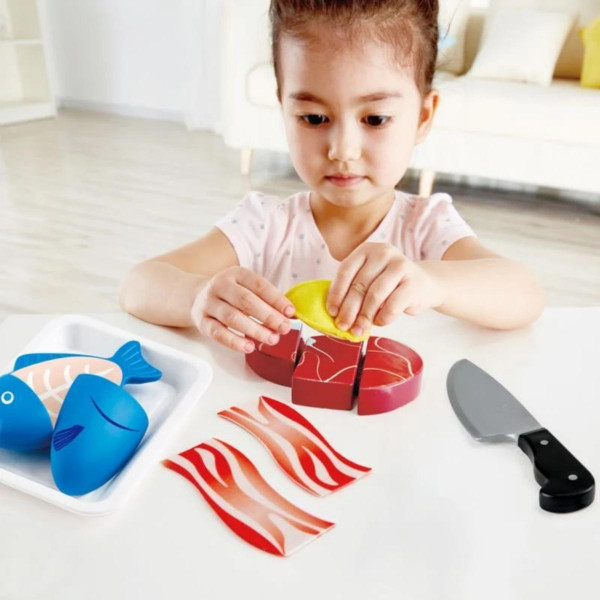 Hape drveni set za igru meso i riba H3155 