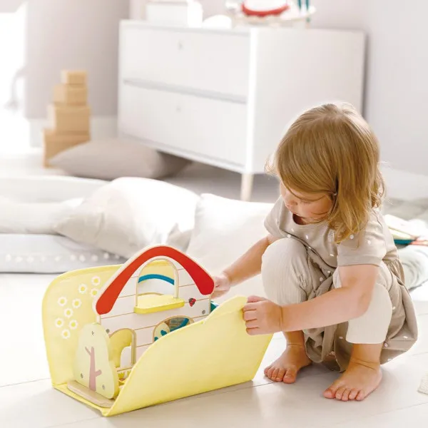 Hape set za igru farma sa figurama H8538 