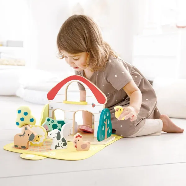 Hape set za igru farma sa figurama H8538 