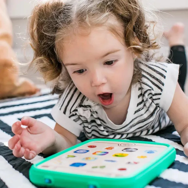 Hape magični muzički tablet drveni H800853 