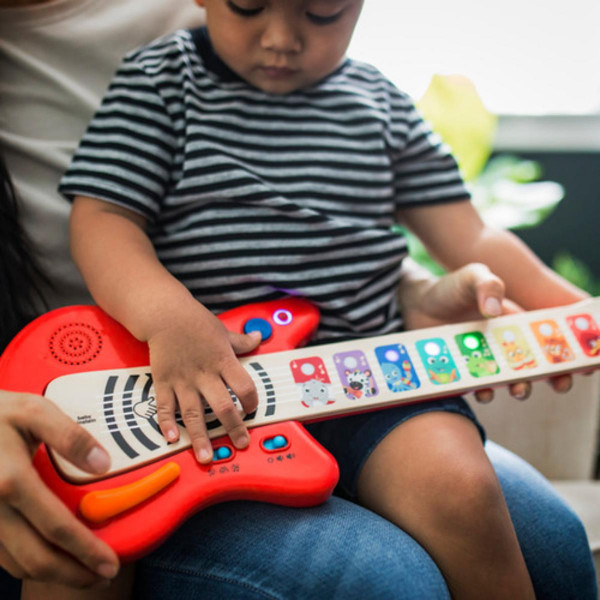 Hape magična gitara drvena H800901 