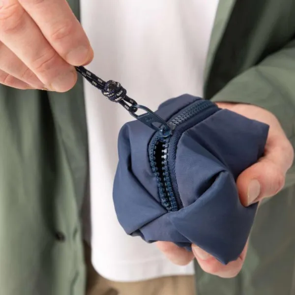 TORBICA ZA KOZMETIKU BLUE NAVY URBAN DOFT MR19754 