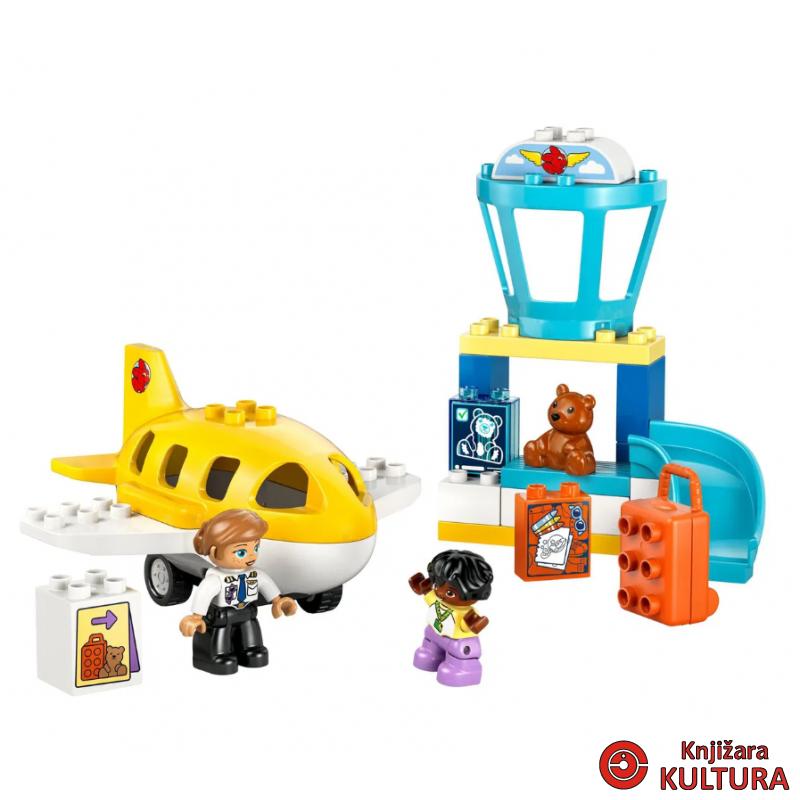 LEGO DUPLO TOWN PRVI PUT NA AERODROMU 2+ 