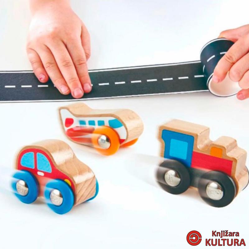 Hape drveni auto sa stazom naljepnica H0463 