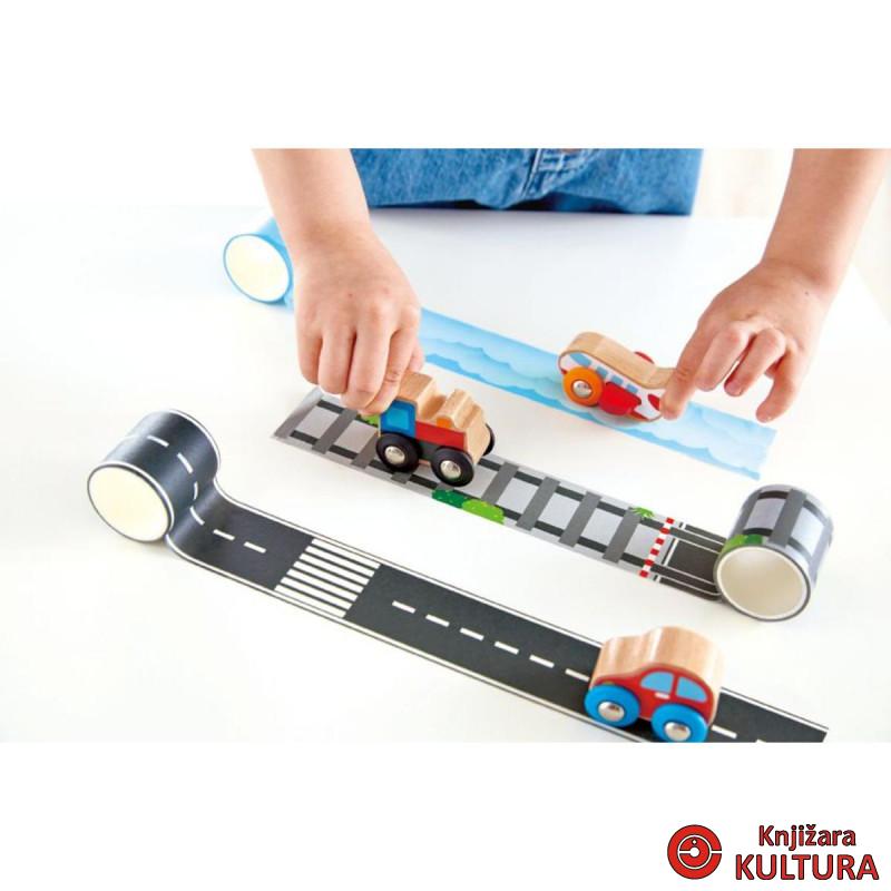 Hape drveni auto sa stazom naljepnica H0463 
