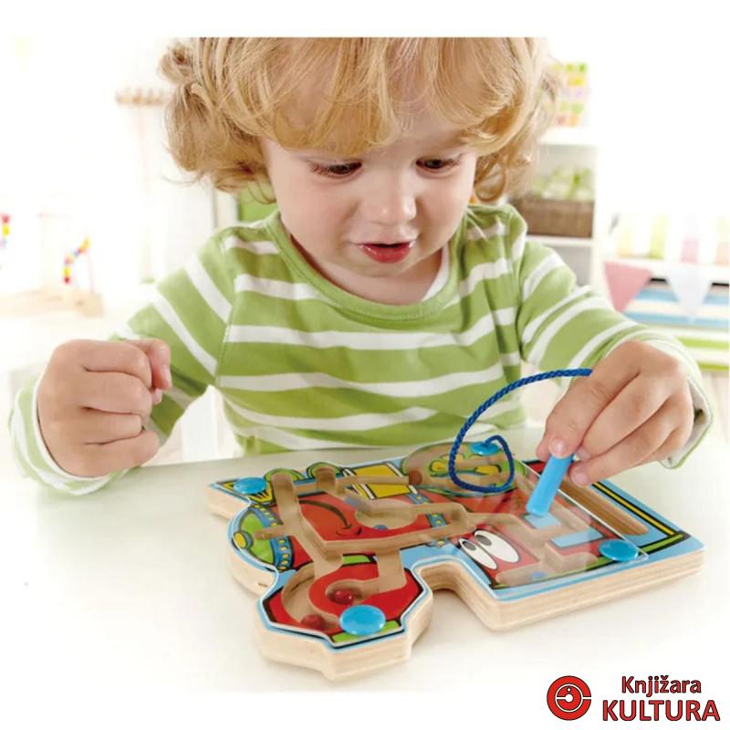 Hape drvena igračka lokomotiva H1701 