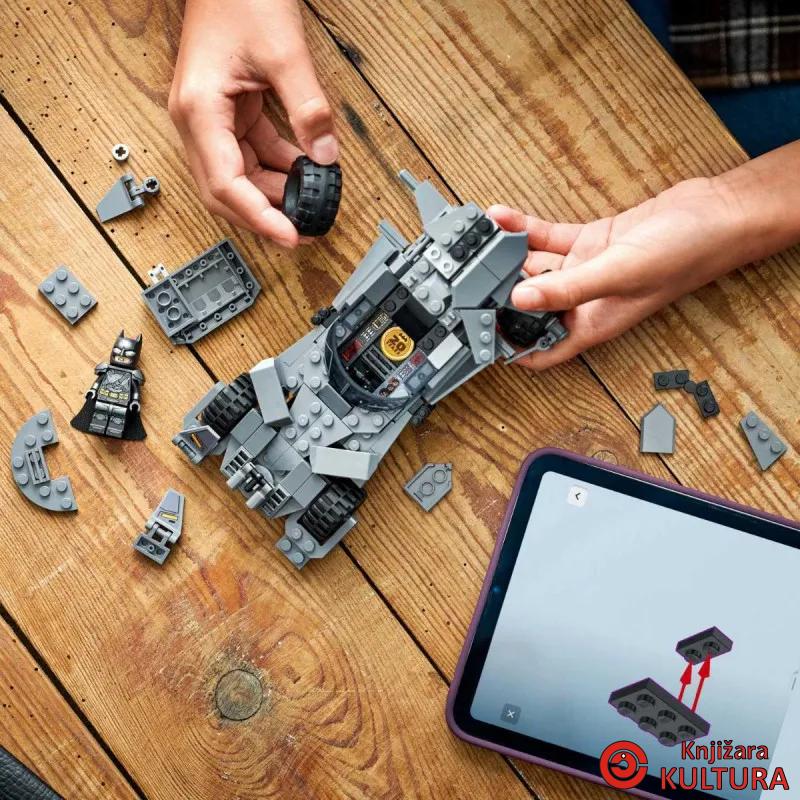 LEGO BATMAN vs SUPERMAN:BATMOBILE 9+ 