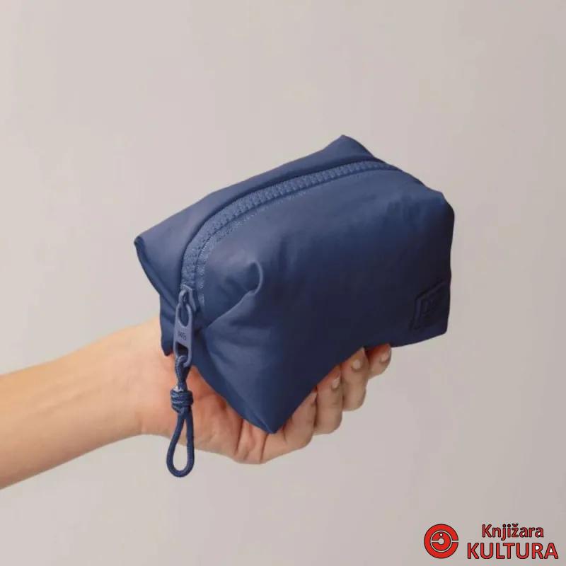 TORBICA ZA KOZMETIKU BLUE NAVY URBAN DOFT MR19754 